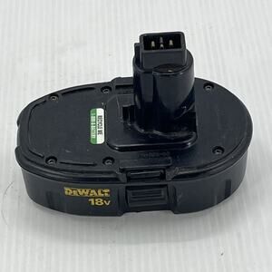 DeWalt Battery Pack DC9099 18V Type 1 Tested Works. {135}.